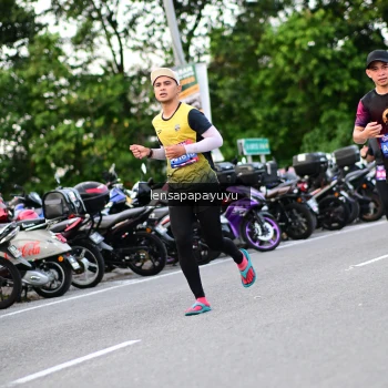 Runner Photo 4107817