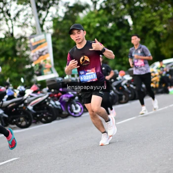 Runner Photo 4107822