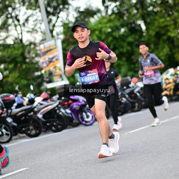 Runner Photo 4107828