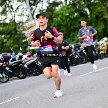Runner Photo 4107831