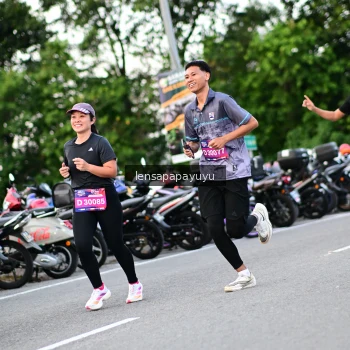 Runner Photo 4107836