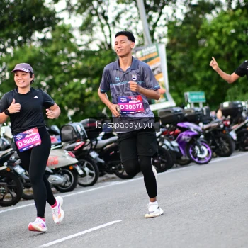 Runner Photo 4107840