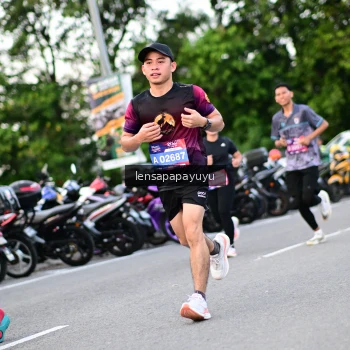 Runner Photo 4107841
