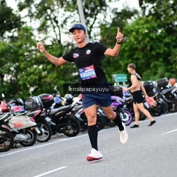 Runner Photo 4107852