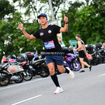 Runner Photo 4107853