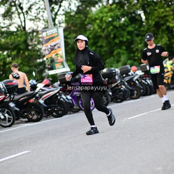 Runner Photo 4107862