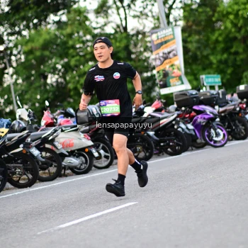Runner Photo 4107884