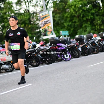 Runner Photo 4107885
