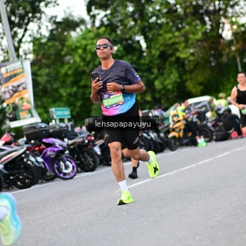 Runner Photo 4107886