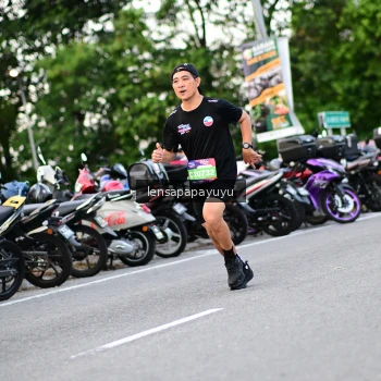 Runner Photo 4107888