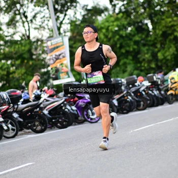 Runner Photo 4107891