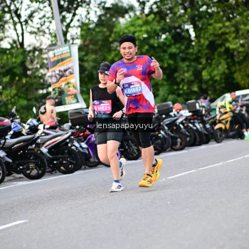 Runner Photo 4107913