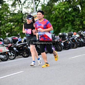 Runner Photo 4107917