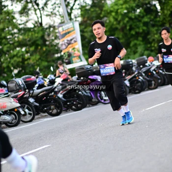 Runner Photo 4107933