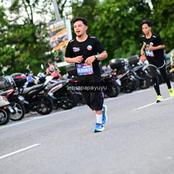 Runner Photo 4107941
