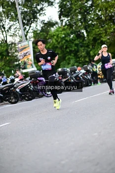 Runner Photo 4107946