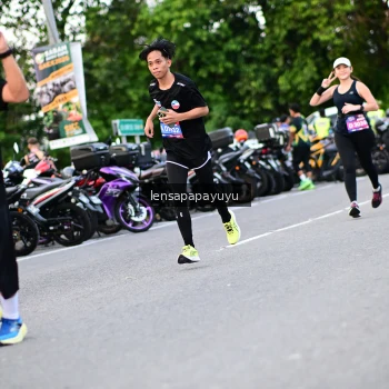 Runner Photo 4107947