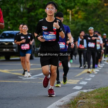 Runner Photo 4107952