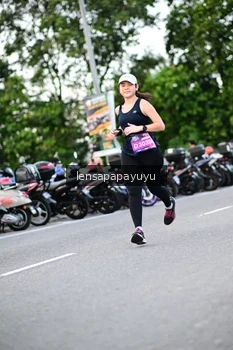 Runner Photo 4107954