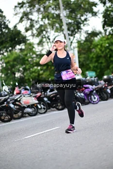 Runner Photo 4107970
