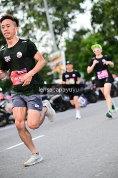 Runner Photo 4107976