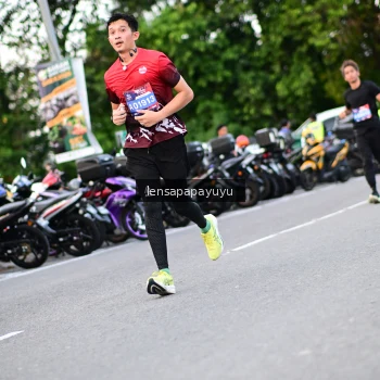 Runner Photo 4108025