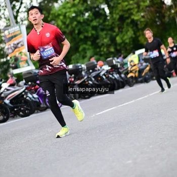 Runner Photo 4108030