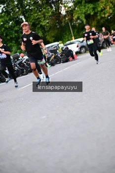 Runner Photo 4108044