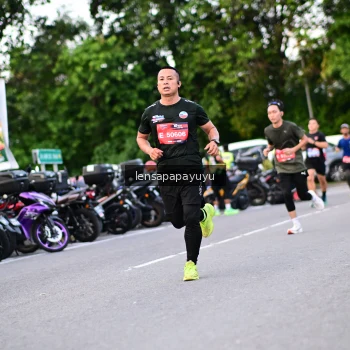 Runner Photo 4108055