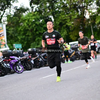 Runner Photo 4108057