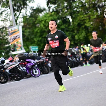 Runner Photo 4108071