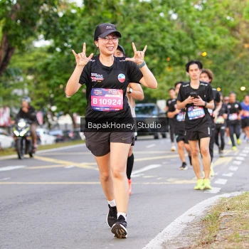 Runner Photo 4108074