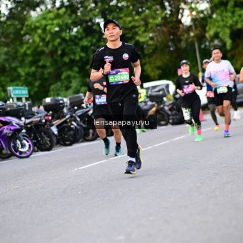 Runner Photo 4108095