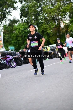 Runner Photo 4108100