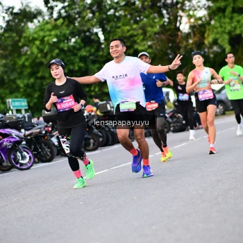 Runner Photo 4108117