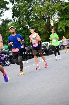 Runner Photo 4108133