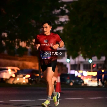 Runner Photo 4108143
