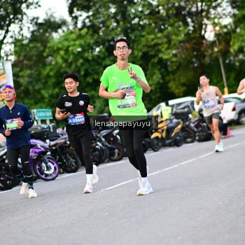Runner Photo 4108169