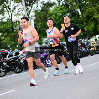Runner Photo 4108200