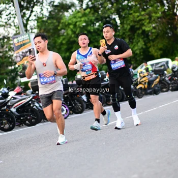 Runner Photo 4108203