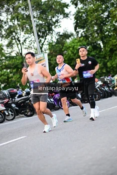 Runner Photo 4108205