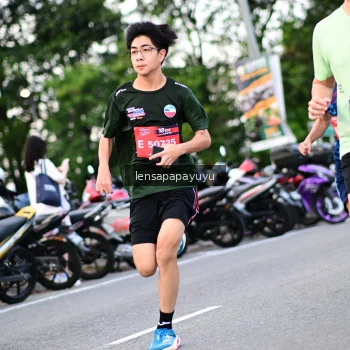 Runner Photo 4108241