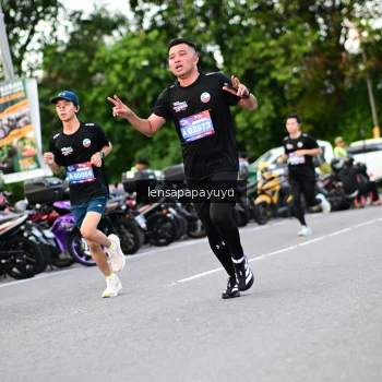 Runner Photo 4108266