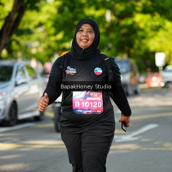 Runner Photo 4108444