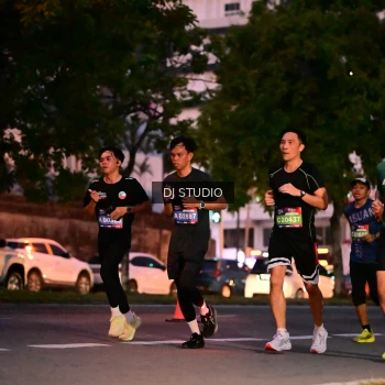 Runner Photo 4108445