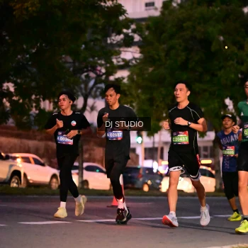 Runner Photo 4108446