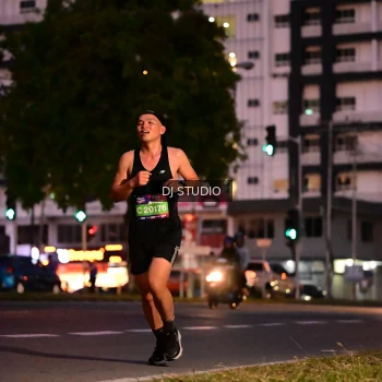 Runner Photo 4108464