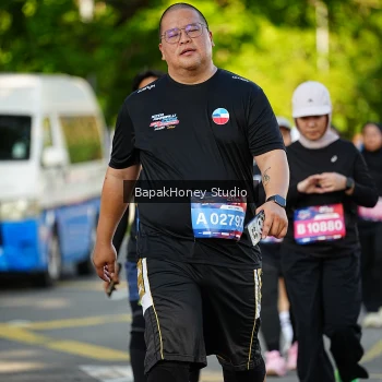 Runner Photo 4108475