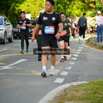 Runner Photo 4108590