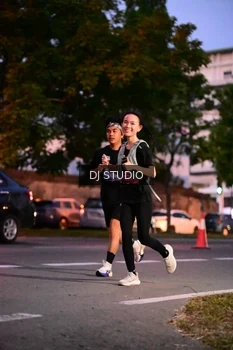 Runner Photo 4108909